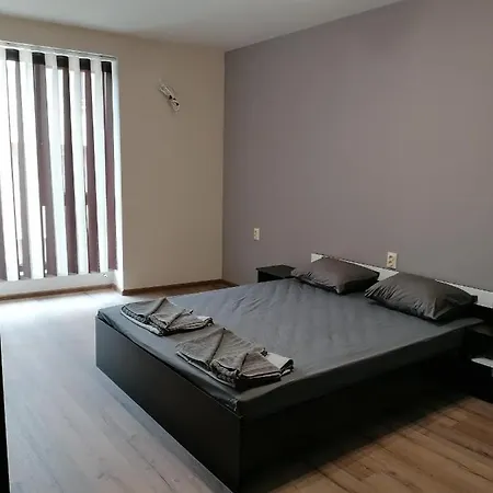 дунав билдингс Apartament *