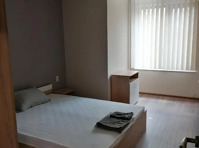 дунав билдингс Pleven